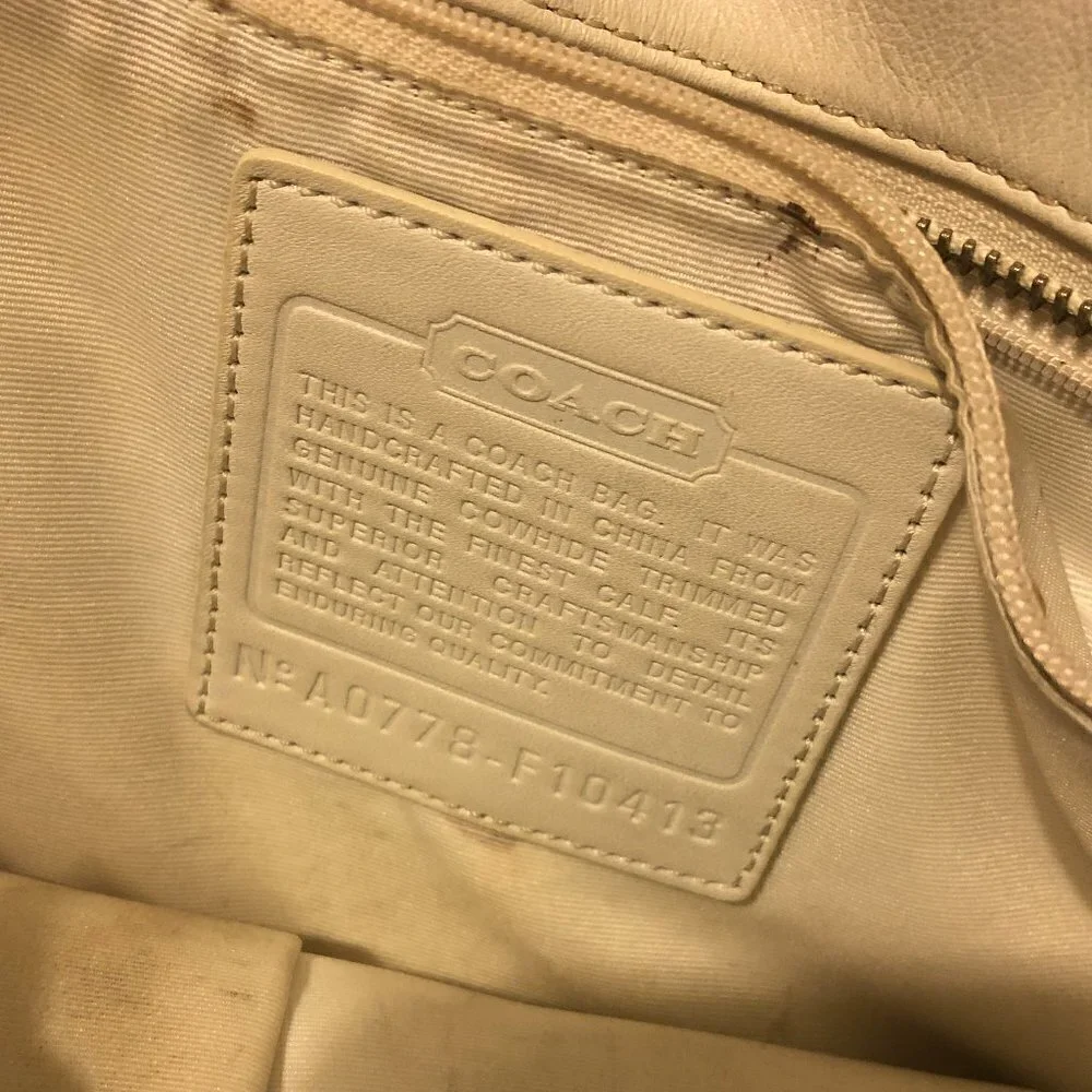 COACH Bag Woman’s Leatherware Tote White Gallery Hampton Hobo F10413